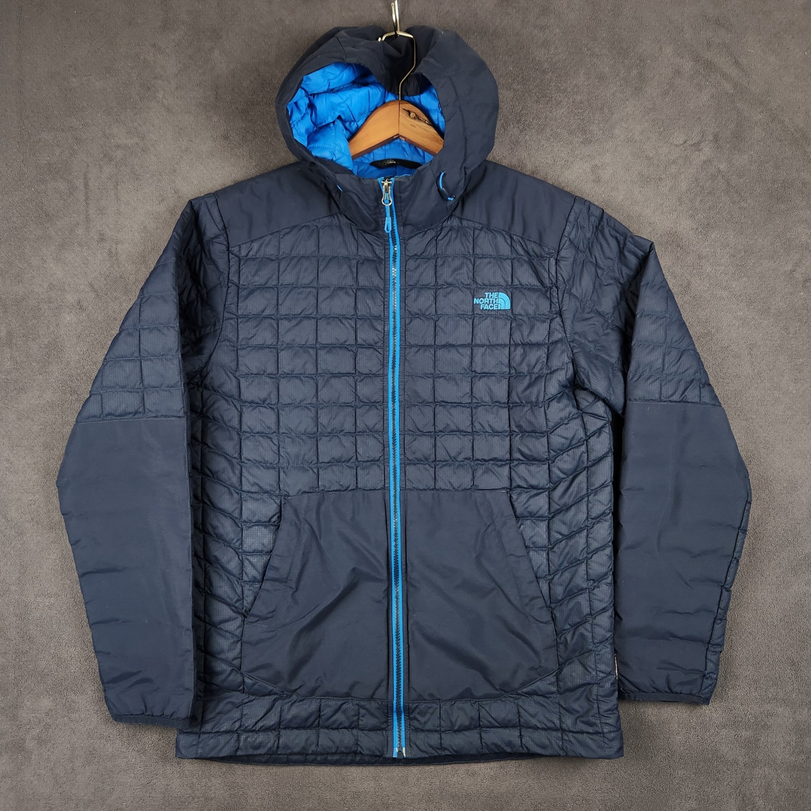 The North Face Thermoball Hooded Jacket Mens Medium Navy Nf0a2tj8
